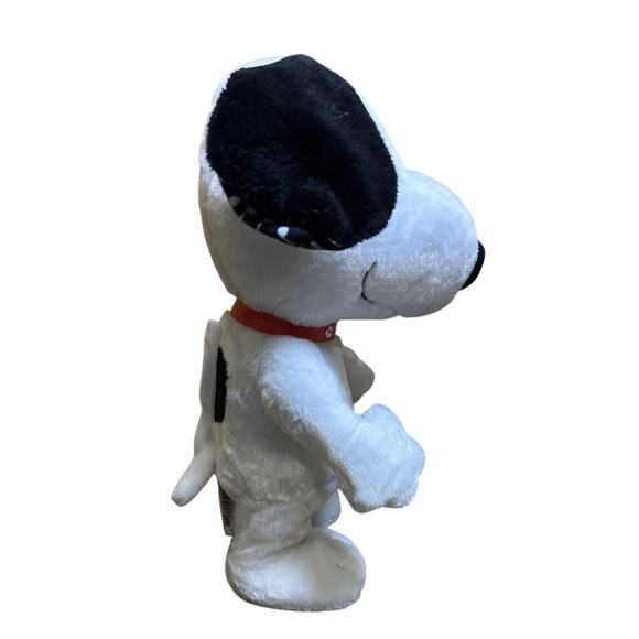 Peanuts 2015 Animatronic White And Black Singing, Musical Twirling, Barking Plus - Picture 3 of 7